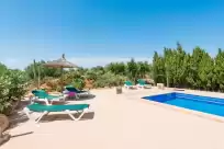 Holiday rentals in Son piris