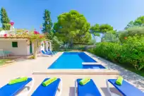 Holiday rentals in Ca n'estel