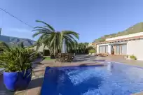 Holiday rentals in Casa lea