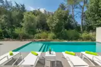 Holiday rentals in Villa alzina
