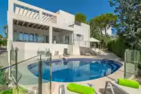 Holiday rentals in Cala llonga