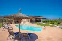 Holiday rentals in Villa coira