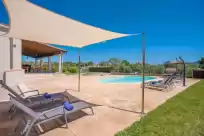 Holiday rentals in Villa coira