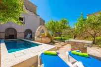 Holiday rentals in Josep sanxo de la jordana 12