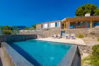Holiday rentals in Muleta de can pizà