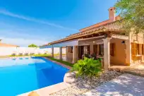 Holiday rentals in Marina blau