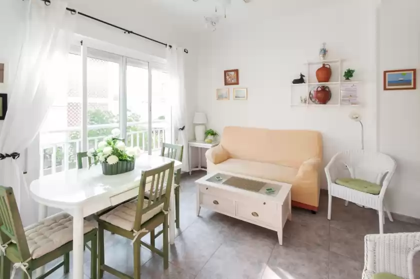 Holiday rentals in Oreneta, Grau i Platja