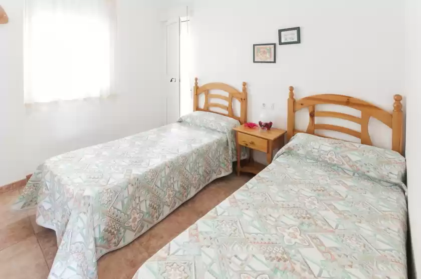 Holiday rentals in Tallarol, Grau i Platja