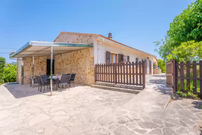Holiday rentals in Villa fernando, Manacor