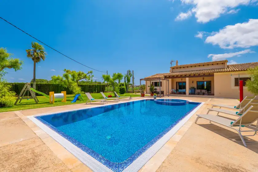 Holiday rentals in Son crestes, Sa Pobla