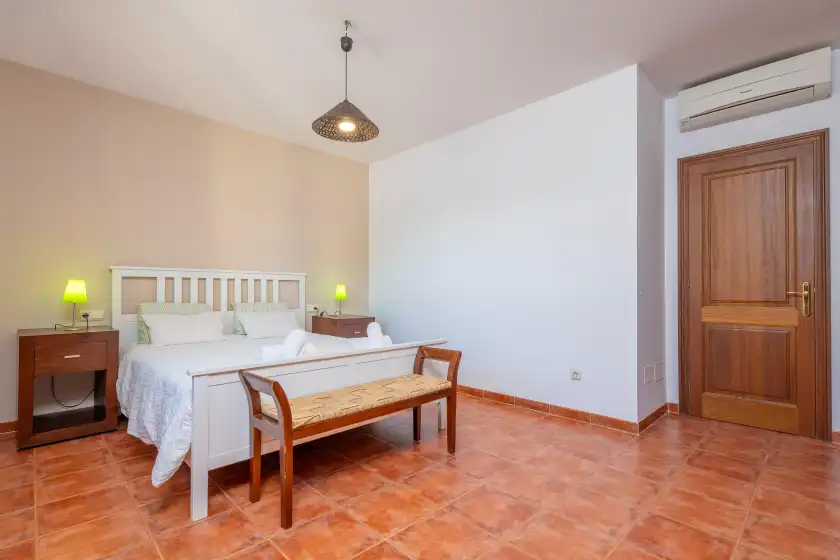 Holiday rentals in Son crestes, Sa Pobla