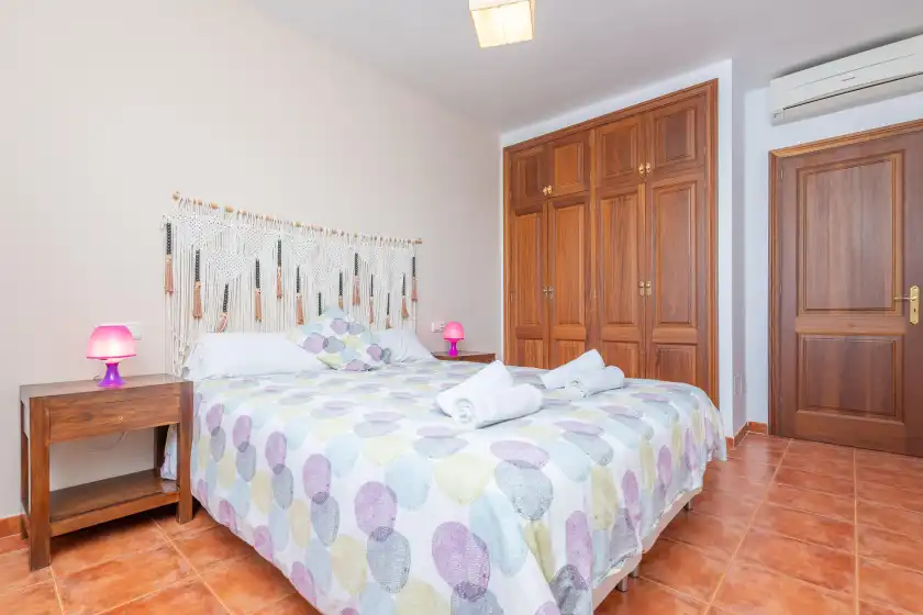 Holiday rentals in Son crestes, Sa Pobla