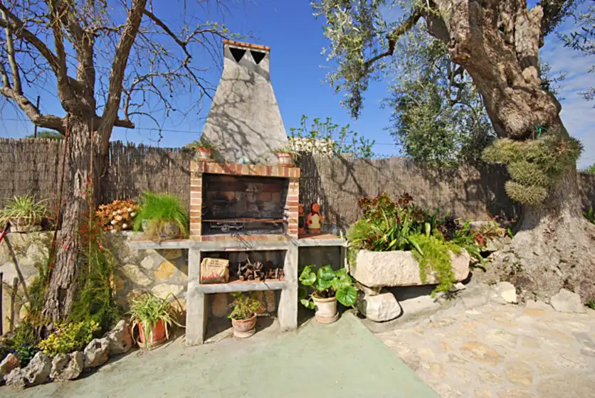 Holiday rentals in Sa sini, Búger