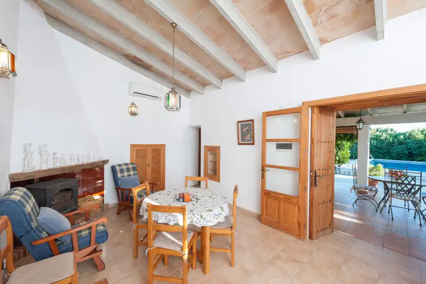 Holiday rentals in Sa sini, Búger