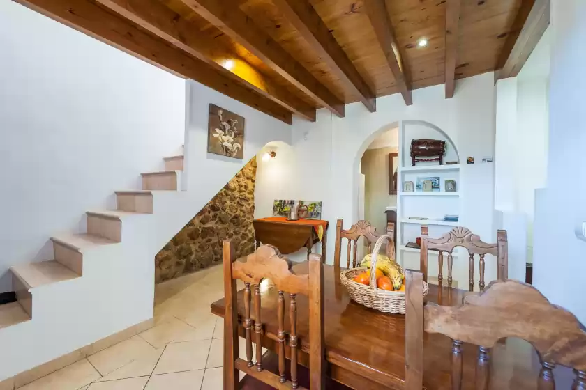 Holiday rentals in Elias neil house, Andratx