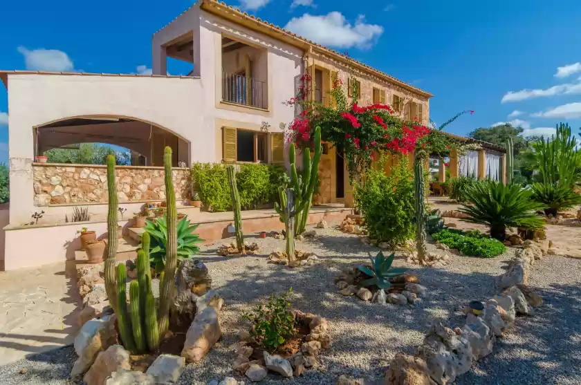 Holiday rentals in Ca na carme, Campos