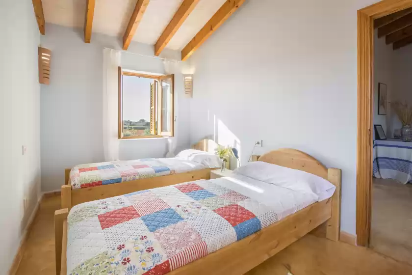 Holiday rentals in Ca na carme, Campos