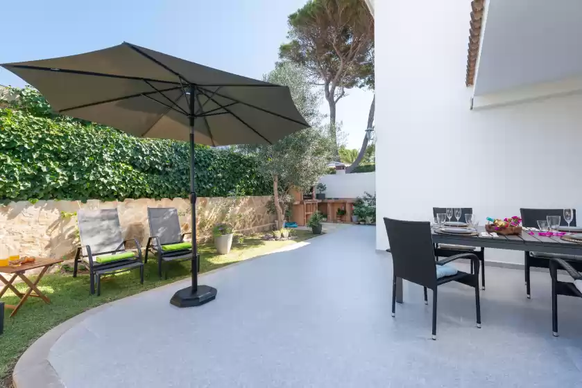 Holiday rentals in Villa isabel, Platja de Muro