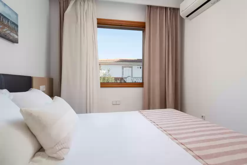 Holiday rentals in Villa isabel, Platja de Muro