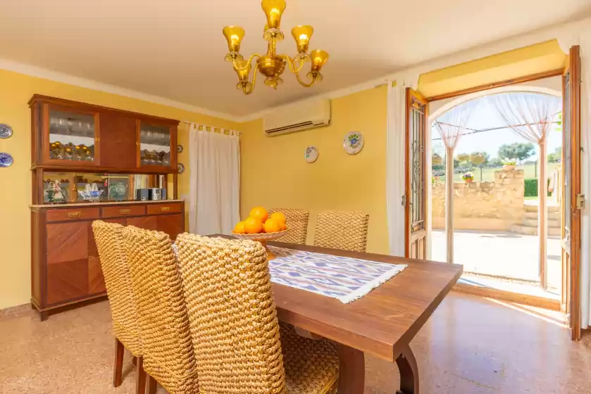 Holiday rentals in Sa vinyota, Llubí