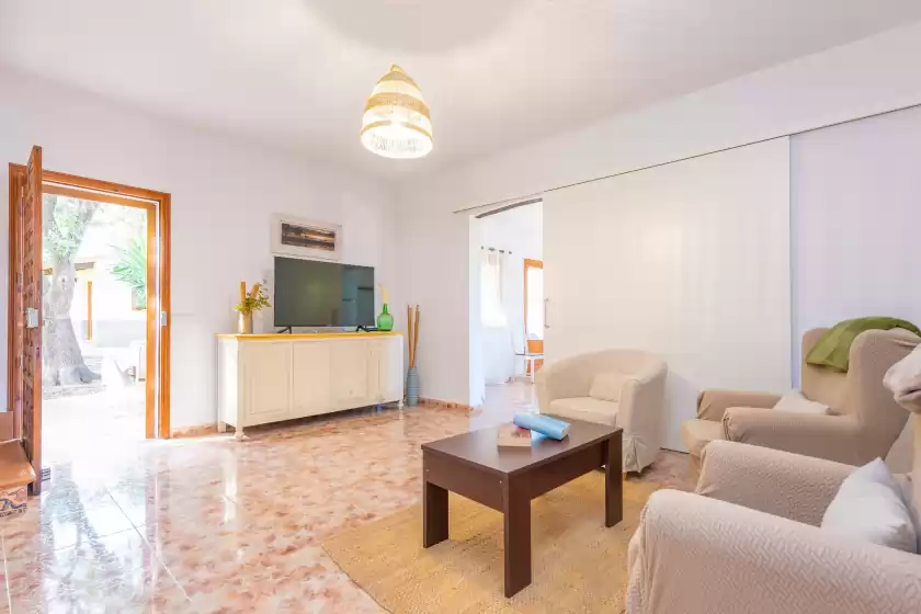 Holiday rentals in Ca na flores, Llubí