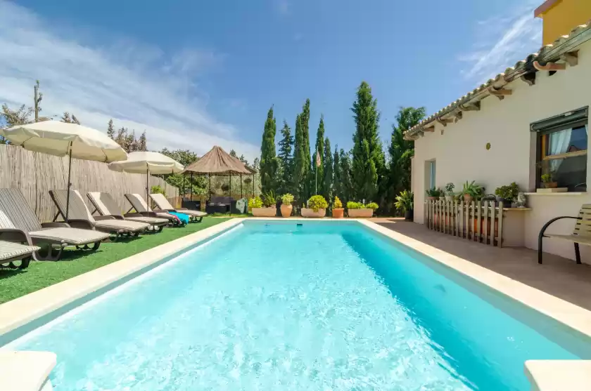 Holiday rentals in Es cipresos