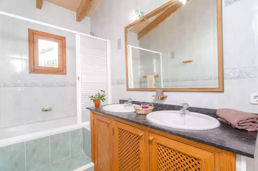 Holiday rentals in Es cipresos, Porto Cristo