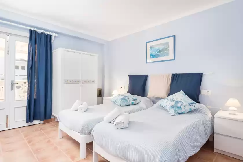 Holiday rentals in Antoni carbonell sastre, Cala Sant Vicenç