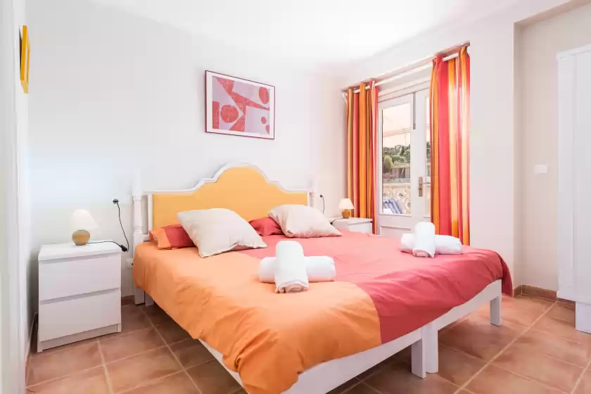 Holiday rentals in Antoni carbonell sastre, Cala Sant Vicenç