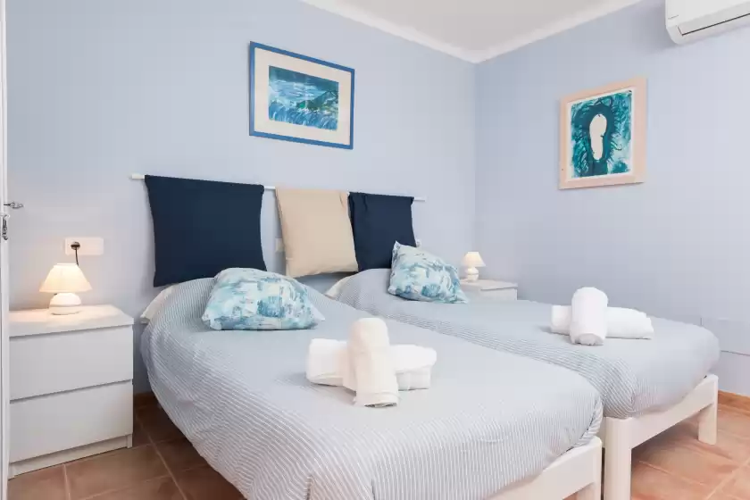 Holiday rentals in Antoni carbonell sastre, Cala Sant Vicenç