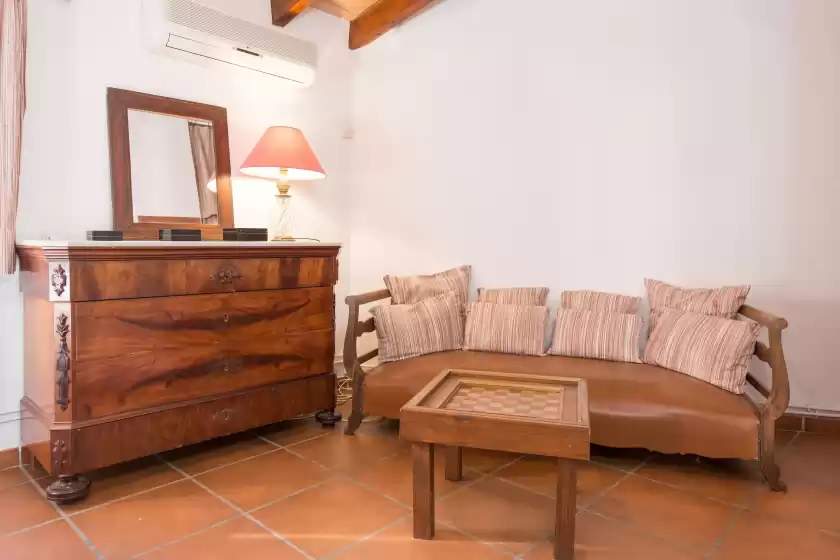 Holiday rentals in Ca na joia, Andratx