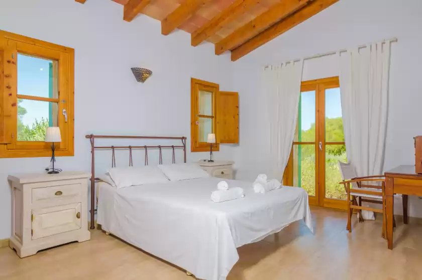 Holiday rentals in Casa yolanda, Manacor