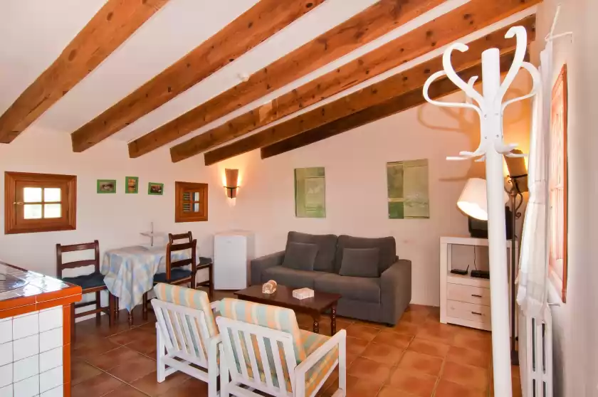 Holiday rentals in Es rafal roig (graner)