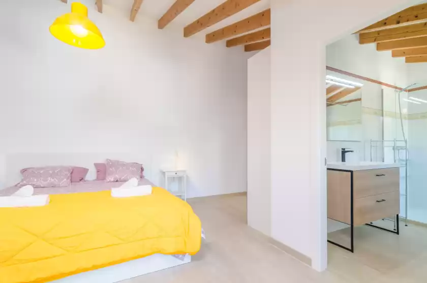 Holiday rentals in Casa canals, Mancor de la Vall