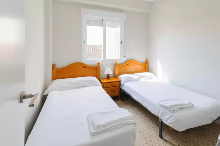 Holiday rentals in Turia, El Brosquil