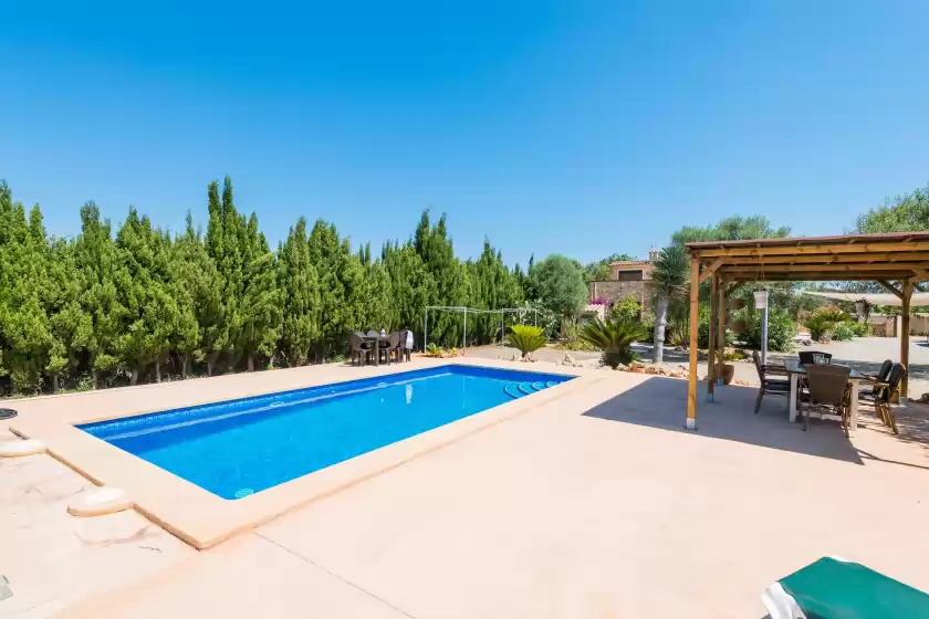 Holiday rentals in Son piris