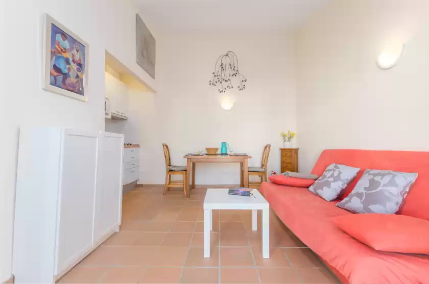 Holiday rentals in Can capulla 8, ses Covetes