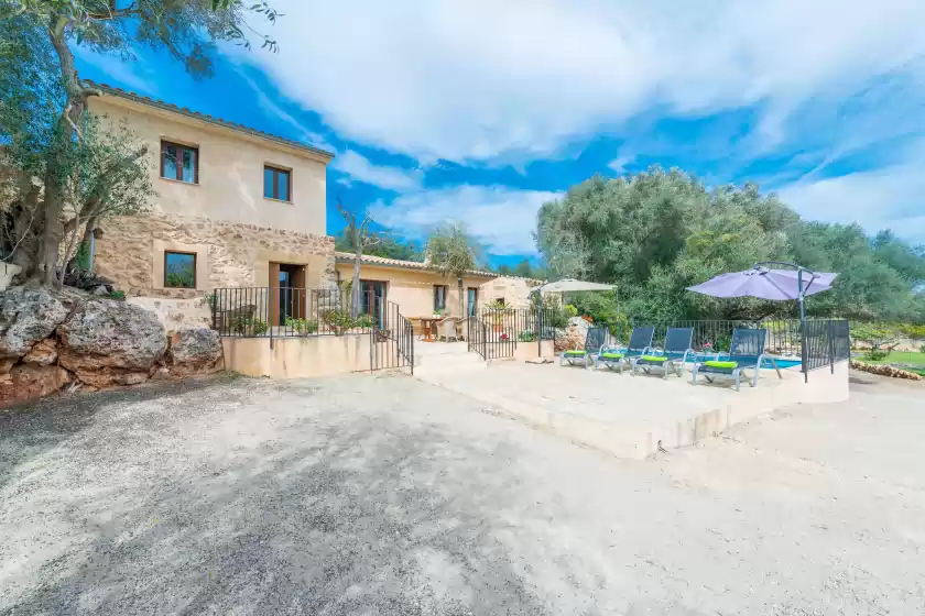 Holiday rentals in S'erissal, Costitx