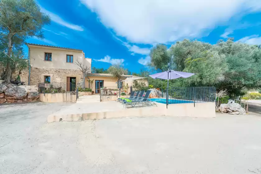 Holiday rentals in S'erissal, Costitx