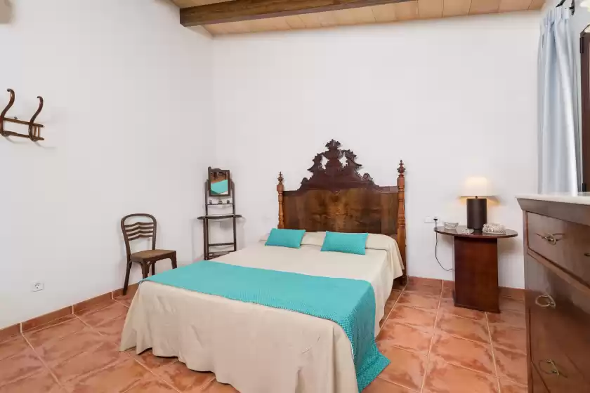 Holiday rentals in S'erissal, Costitx