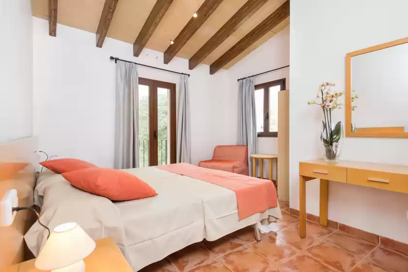 Holiday rentals in S'erissal, Costitx