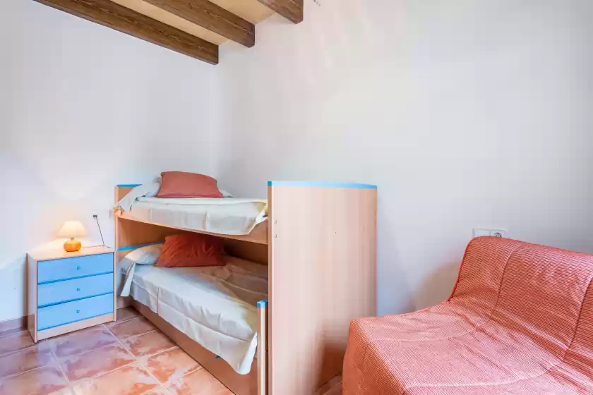 Holiday rentals in S'erissal, Costitx