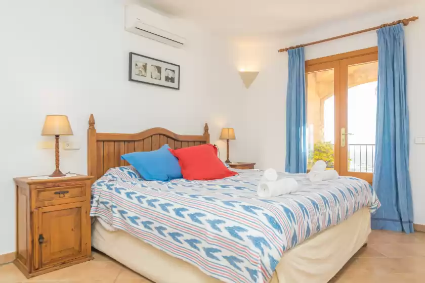 Holiday rentals in Sol i lluna, s'Horta