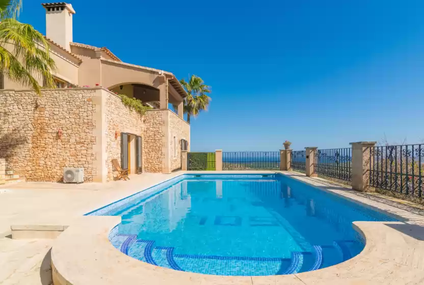 Holiday rentals in Sol i lluna, s'Horta