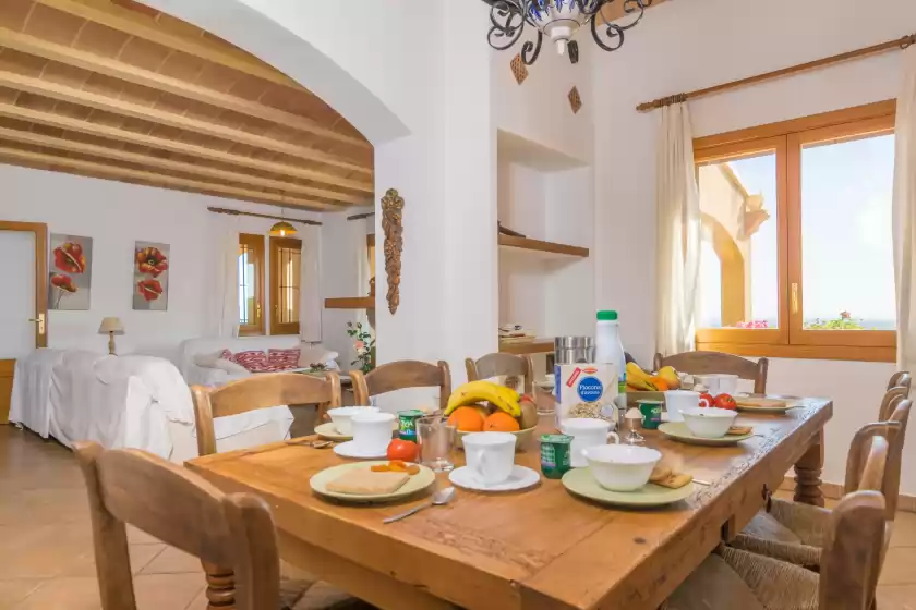 Holiday rentals in Sol i lluna, s'Horta