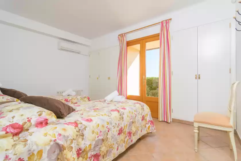 Holiday rentals in Sol i lluna, s'Horta