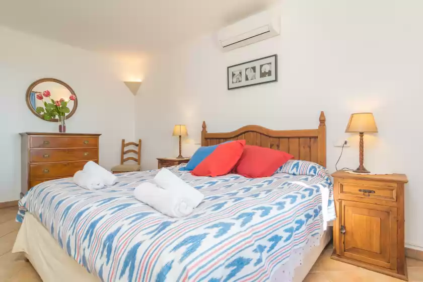 Holiday rentals in Sol i lluna, s'Horta