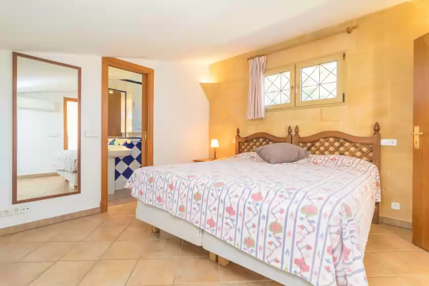 Holiday rentals in Sol i lluna, s'Horta