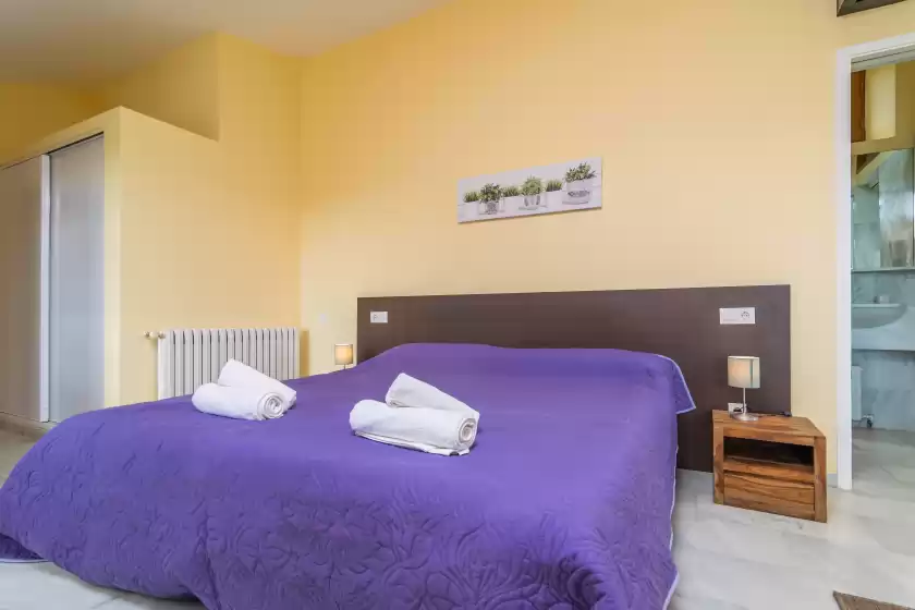 Holiday rentals in Finca palmera, ses Salines