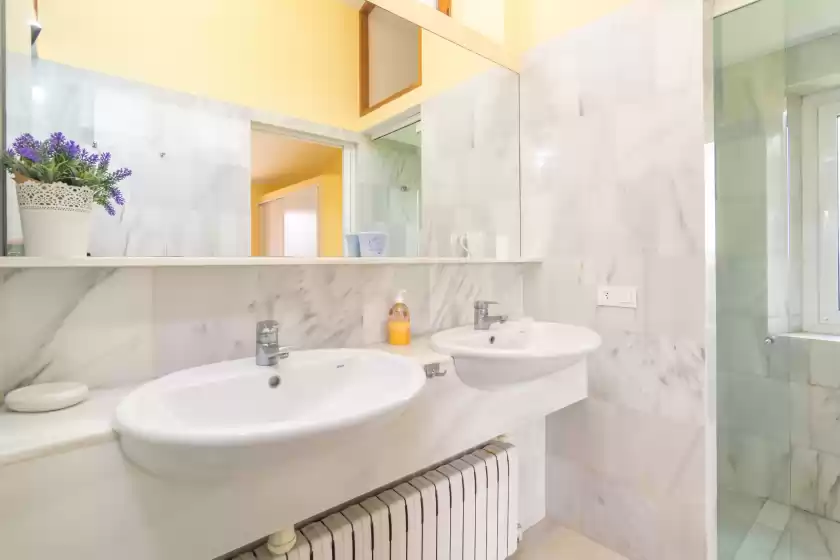 Holiday rentals in Finca palmera, ses Salines